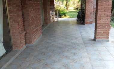 Casa en alquiler - Barrio Saint Thomas Norte, Canning