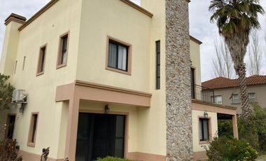 Venta Casa - Campo Grande - Pilar