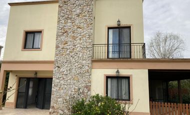 Venta Casa - Campo Grande - Pilar