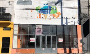Local venta sobre Ruta 22, barrio Belgrano, con 330 m2 cubiertos y terreno de 10 x 33