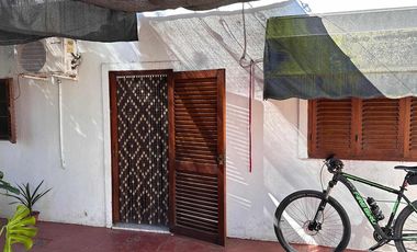 Casa en venta - 2 Dormitorios 2 Baños - 304Mts2 - Berisso