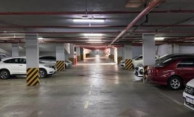 VENTA Cochera doble en complejo Torres H. Av Pueyrredón 724