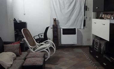 CASA 4 AMBIENTES CON PILETA - LOMAS ESTE