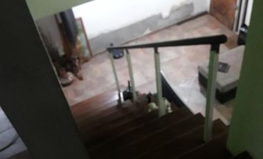 CASA 4 AMBIENTES CON PILETA - LOMAS ESTE