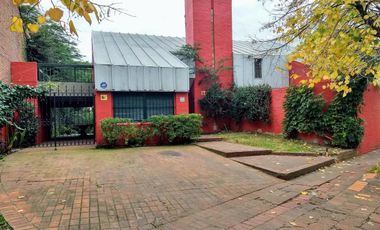 Casa espectactular en Punta Chica!