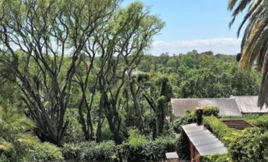 Casa espectactular en Punta Chica!