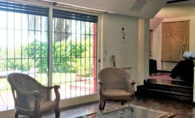 Casa espectactular en Punta Chica!