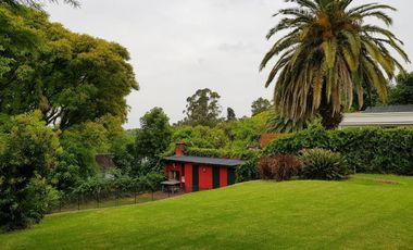 Casa espectactular en Punta Chica!