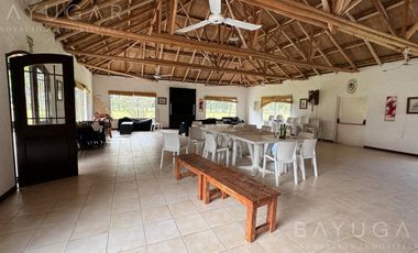 Venta Chacra 14 has  - Exaltación de la Cruz
