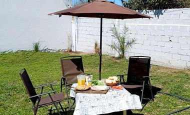 Casa en venta - 2 Dormitorios 2 Baños - 300mts2 - La Plata