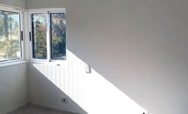 Casa en venta - 2 Dormitorios 2 Baños - 300mts2 - La Plata