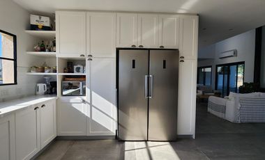 VENTA- Casa de 6 ambientes en Barrio Privado San Felipe, Canning