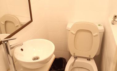 Venta departamento u oficina  cuatro ambientes dos baños muy  luminoso - Barrio Norte