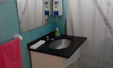 Venta departamento u oficina  cuatro ambientes dos baños muy  luminoso - Barrio Norte