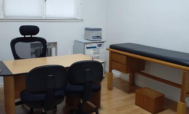Venta departamento u oficina  cuatro ambientes dos baños muy  luminoso - Barrio Norte