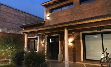 Casa en Alvarez