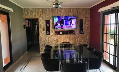 Casa en Alvarez
