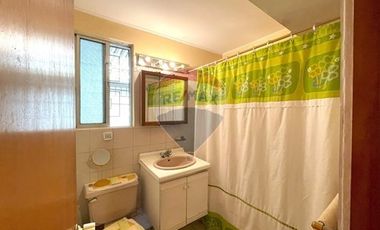 Amplia casa sector Alianza Francesa, Vitacura