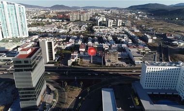Terreno comercial en Renta en Santa Fe Juriquilla 2271m2. GPS