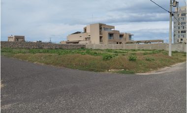 LOTE CON VISTA AL MAR, EN SABANILLA,PUERTO COLOMBIA