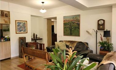 Venta de Apartamento con Gran Terraza en el Retiro Unidad Cerrada