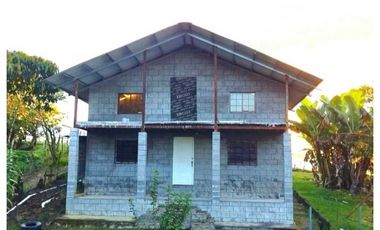 VENDO CABAÑA CASI TERMINADA EN COORDILLERA