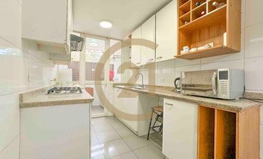 Departamento Providencia, excelente ubicación.