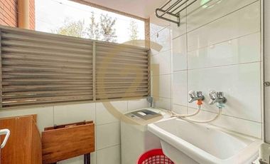 Departamento Providencia, excelente ubicación.
