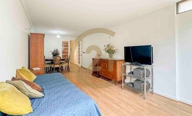 Departamento Providencia, excelente ubicación.