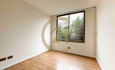 Departamento Providencia, excelente ubicación.