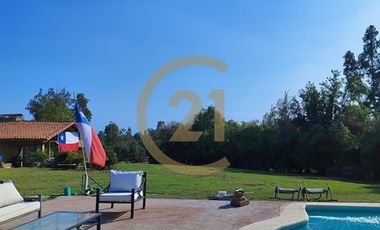 Espectacular Casa Colonial en Hacienda Chacabuco