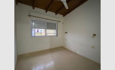 Casa en venta de 2 dormitorios c/ cochera en San José