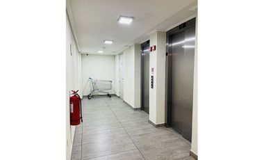 EL PASO PARA LA INDEPENDENCIA METRO PARQUE ALMAGRO