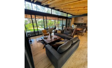 Casa en Venta en Avándaro Valle de Bravo