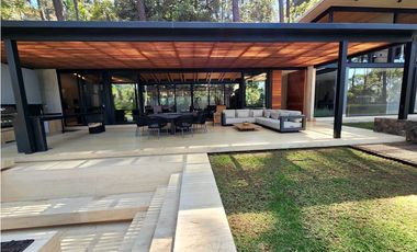 Casa en Venta en Avándaro Valle de Bravo