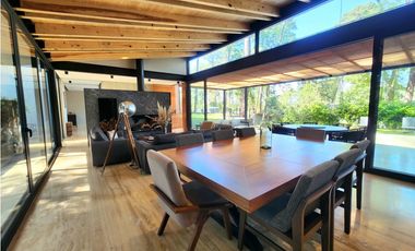 Casa en Venta en Avándaro Valle de Bravo