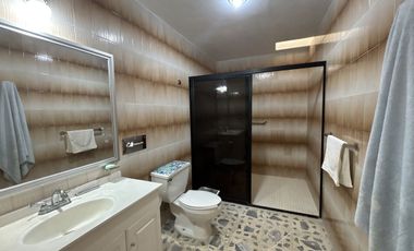 CASA EN VENTA EN HÉROES DE LA REVOLUCIÓN HUIZACHAL