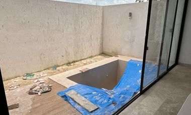 Casa en venta con paneles solares y amenidades en Cholul