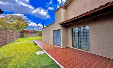 Venta Casas 1 Piso (1,000m2) | Villas del Meson | Qro76 | $8.8mdp