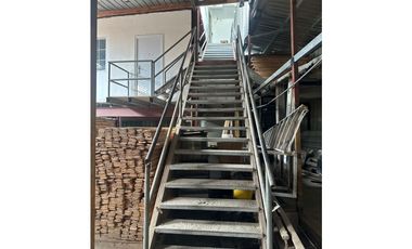 ALQUILER DE GALERAS CENTRO LOGISTICO LLANO BONITO 560M2 . gmz