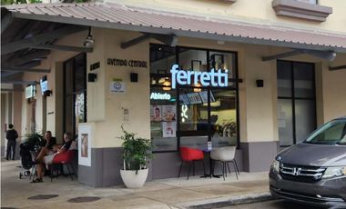 SE ALQUILA LOCAL EN MARKET PLAZA ANTIGUO FERRETTI  COSTA VERDE