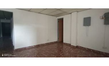 Se Alquila Oficina en La Locería $ 1.200