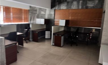 LOCAL / MARBELLA / PLAZA NODO 54 / 460M2 / CON OFICINA / AMOBLADO