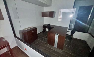 LOCAL / MARBELLA / PLAZA NODO 54 / 460M2 / CON OFICINA / AMOBLADO