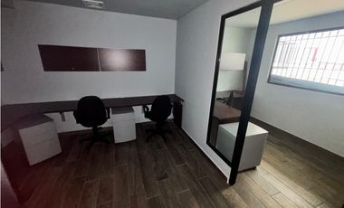 LOCAL / MARBELLA / PLAZA NODO 54 / 460M2 / CON OFICINA / AMOBLADO