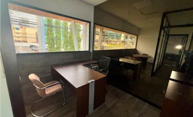 LOCAL / MARBELLA / PLAZA NODO 54 / 460M2 / CON OFICINA / AMOBLADO