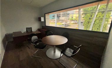 LOCAL / MARBELLA / PLAZA NODO 54 / 460M2 / CON OFICINA / AMOBLADO