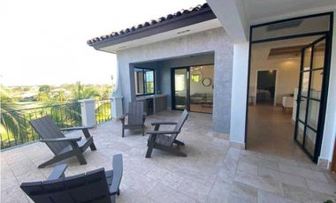 Venta de apartamento en Buenaventura - Rio Hato.