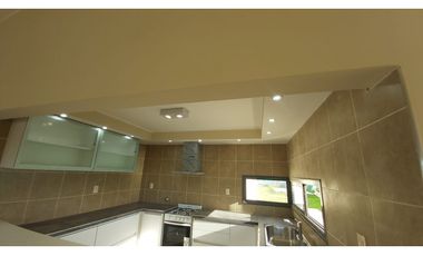 CASA · VENTA BARRIO PRIVADO· OLIVOS DE PALMA · 3  DORMITORIOS