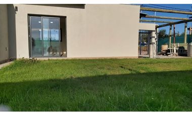 CASA · VENTA BARRIO PRIVADO· OLIVOS DE PALMA · 3  DORMITORIOS